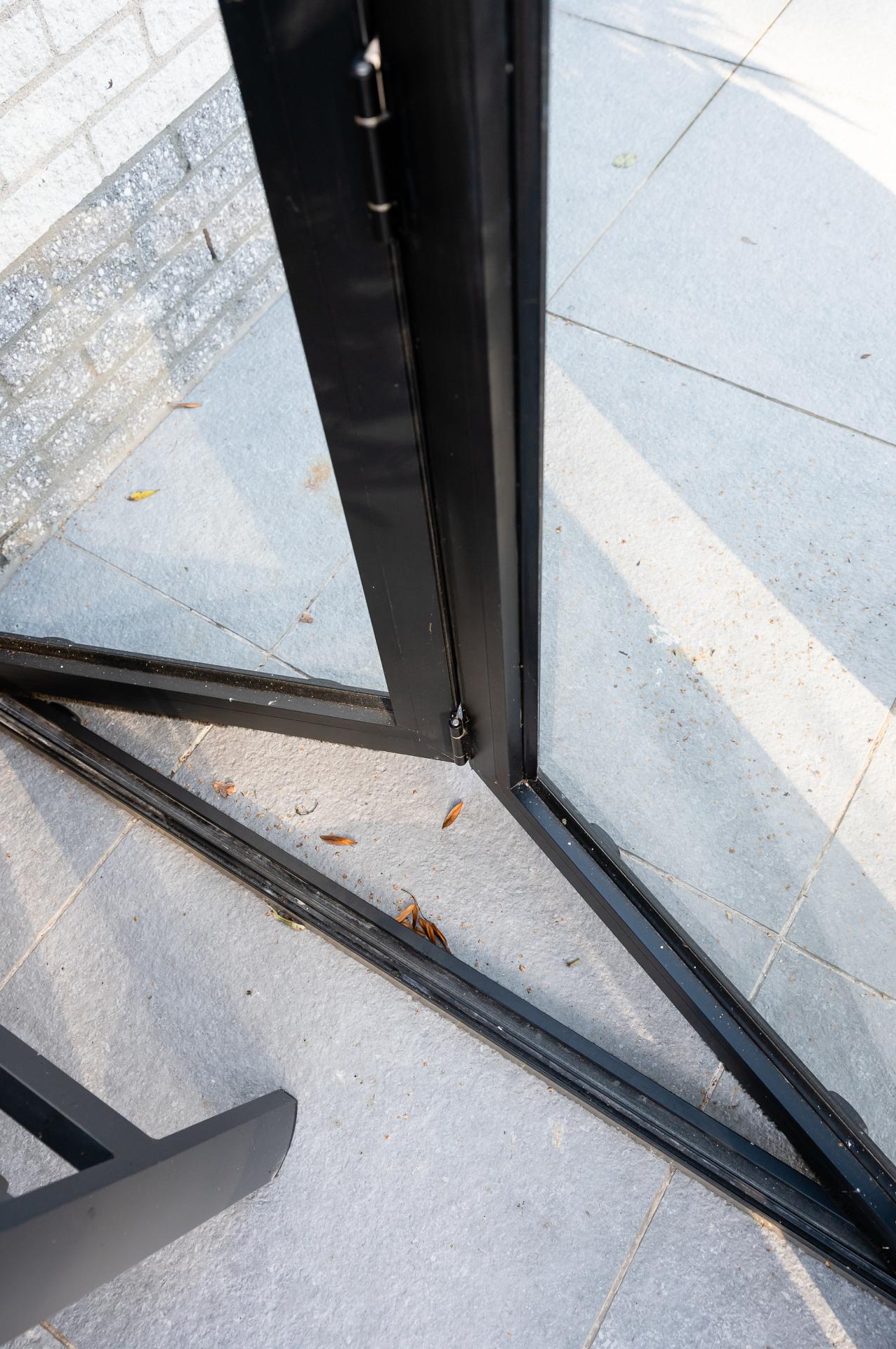 aluxeulatraline cornels leerdam gb 20251024 065 lr