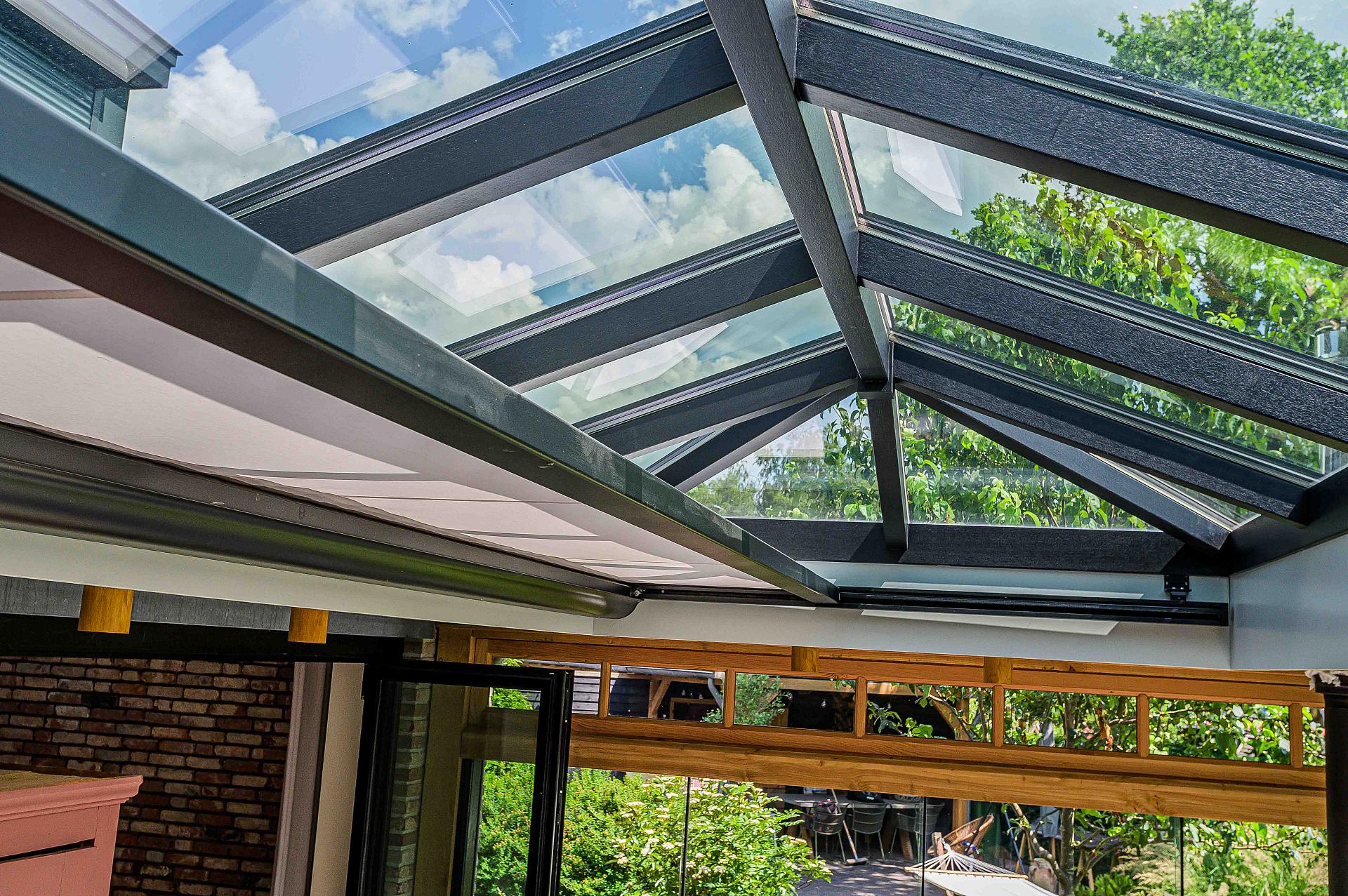 tuinkamer hout daklicht screens lunteren lr 6897 4 