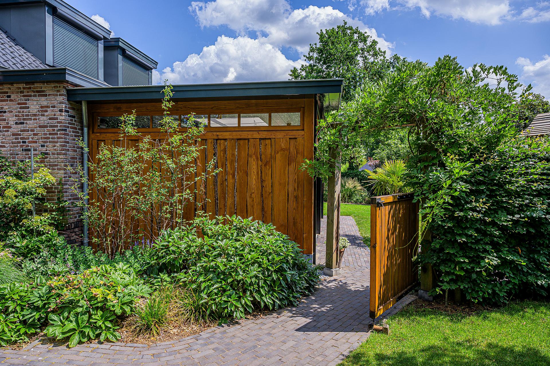 tuinkamer hout daklicht screens lunteren hr 6820