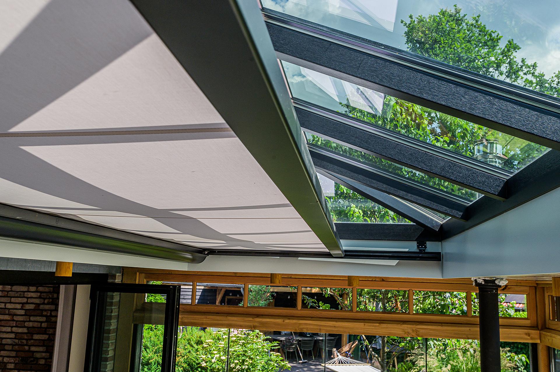 tuinkamer hout daklicht screens lunteren hr 6902