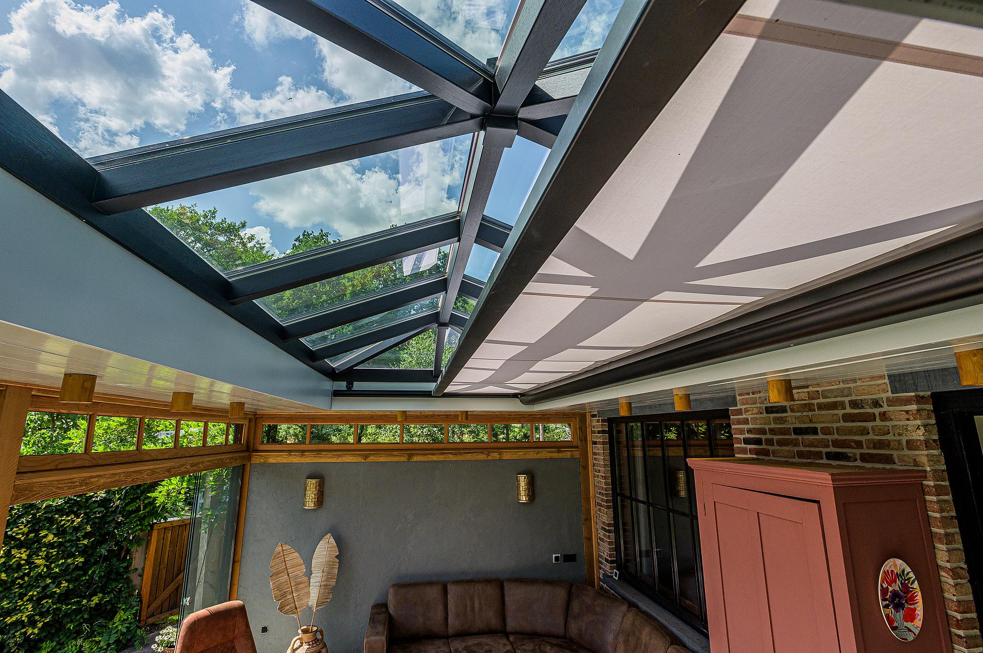 tuinkamer hout daklicht screens lunteren hr 6880