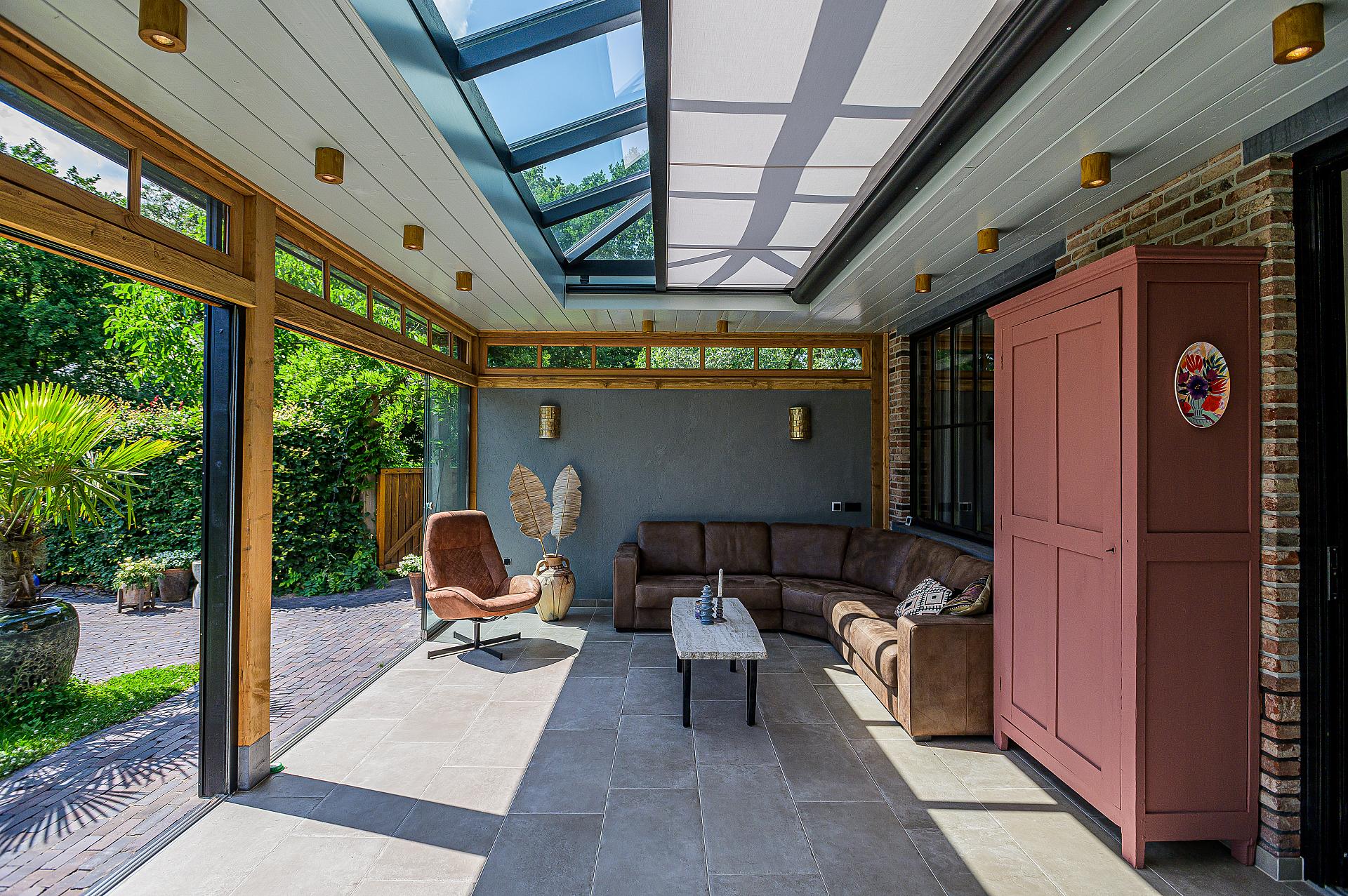 tuinkamer hout daklicht screens lunteren hr 6907