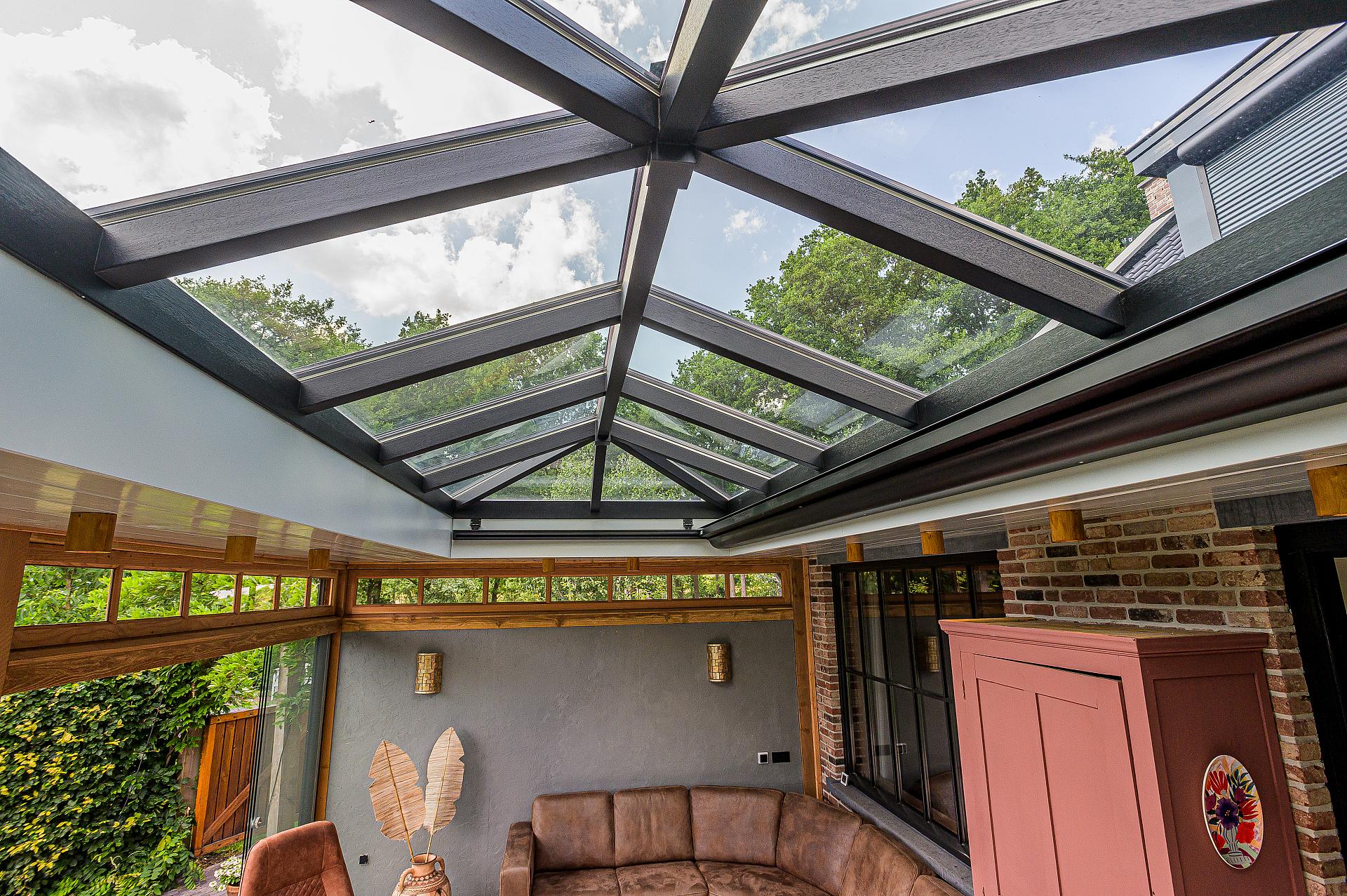 tuinkamer hout daklicht screens lunteren hr 6878