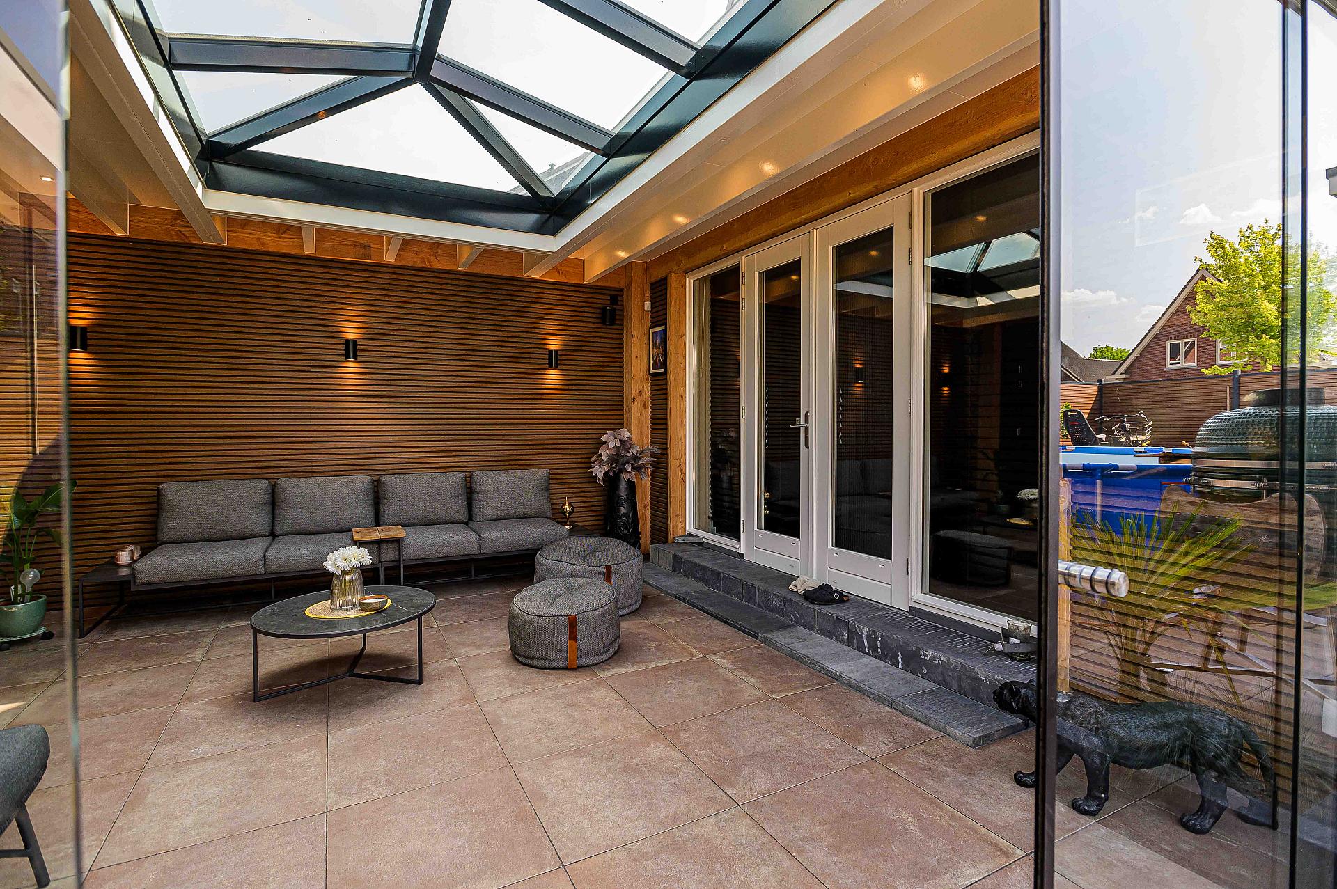 luxe overkapping gsw schutting tegels 5143