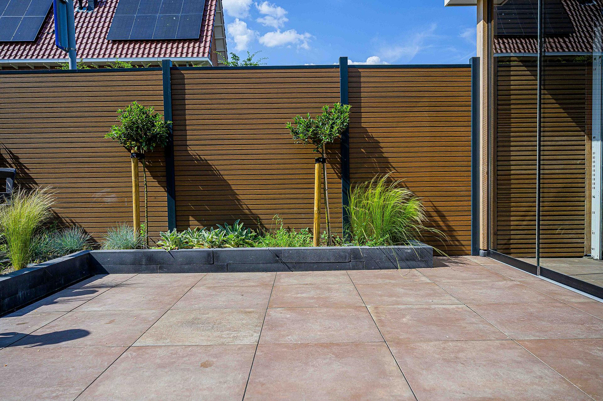 luxe overkapping gsw schutting tegels 5265 2 