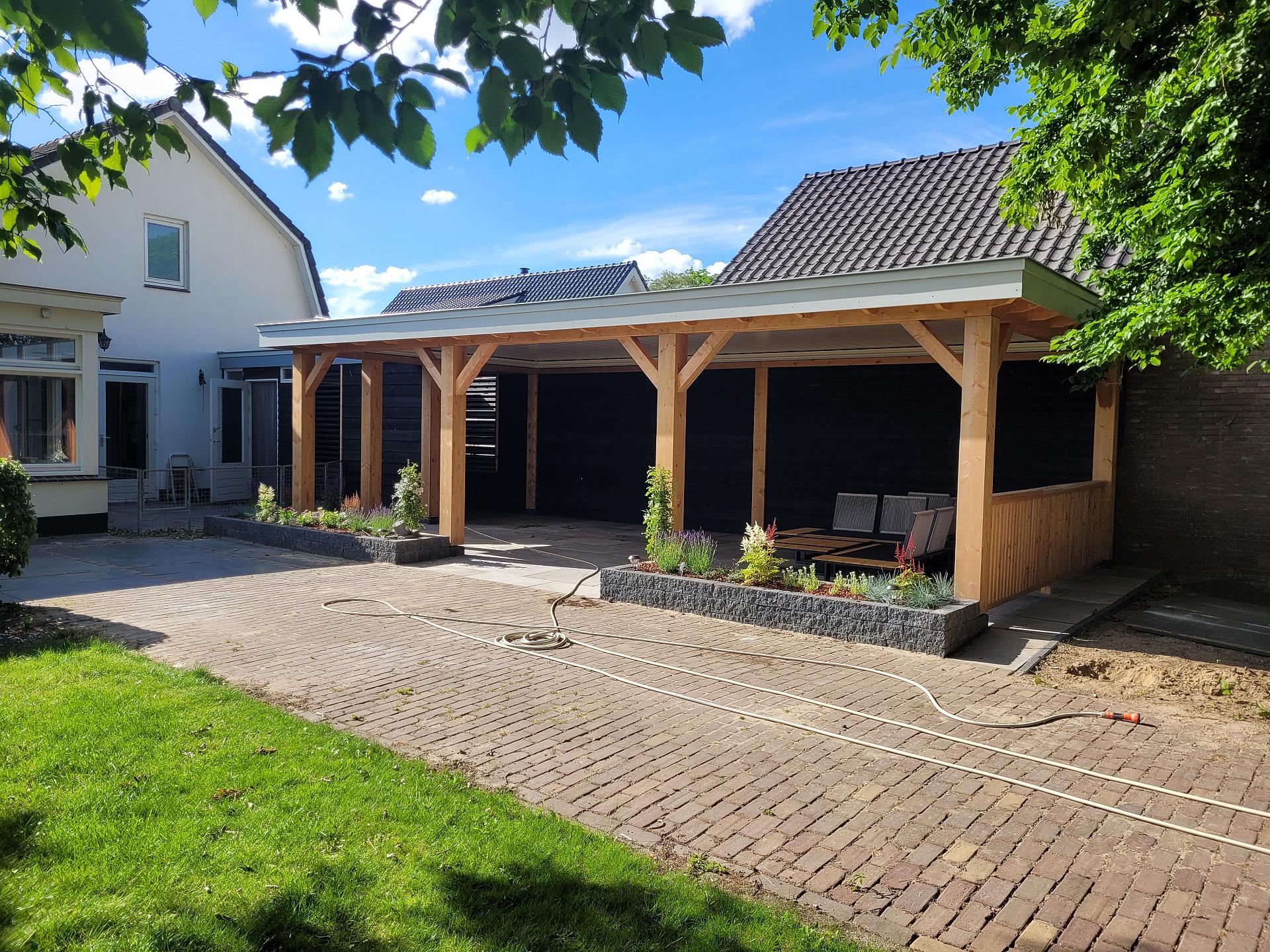 vonk   dreumel alya in houtbouw