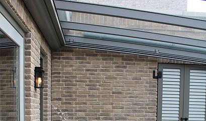 Aluminium tuinkamer met glazen dak van 8 mm veiligheidsglas