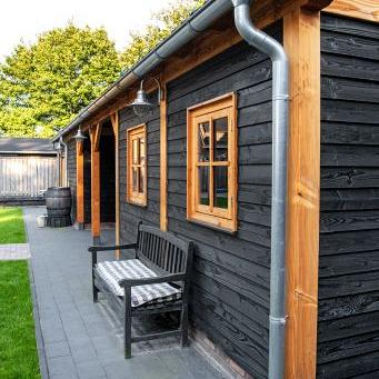 Buisbeugel voor muurbevestiging ø90mm