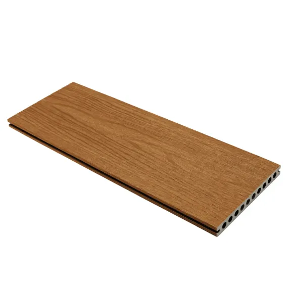 NewTechWood composiet co-extrusie dekdeel houtstructuur 2.3x21x400 cm Red Cedar