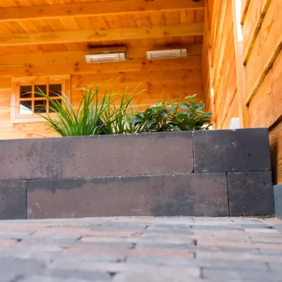 Wallblock New 12x12x60 Brons