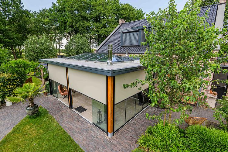 tuinkamer hout daklicht screens lunteren lr 6859