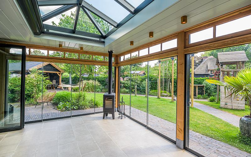 tuinkamer hout daklicht screens lunteren hr 6912