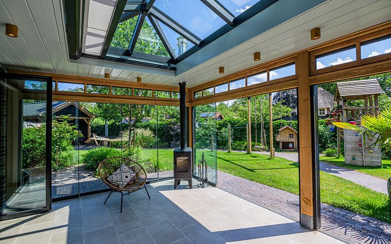 tuinkamer hout daklicht screens lunteren hr 6943