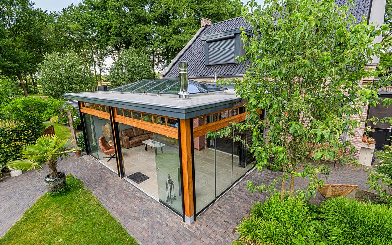 tuinkamer hout daklicht screens lunteren hr 6861