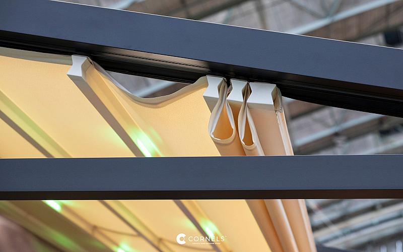 cornels navi ng detail zijaanzicht balein