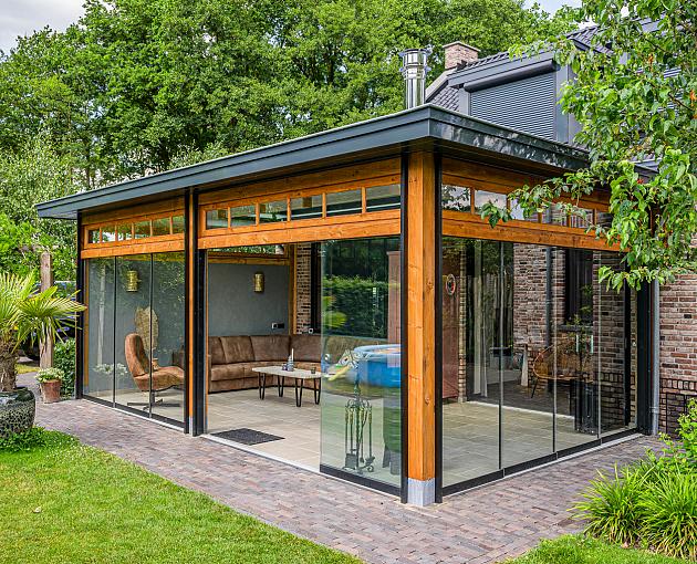 tuinkamer hout daklicht screens lunteren hr 6842